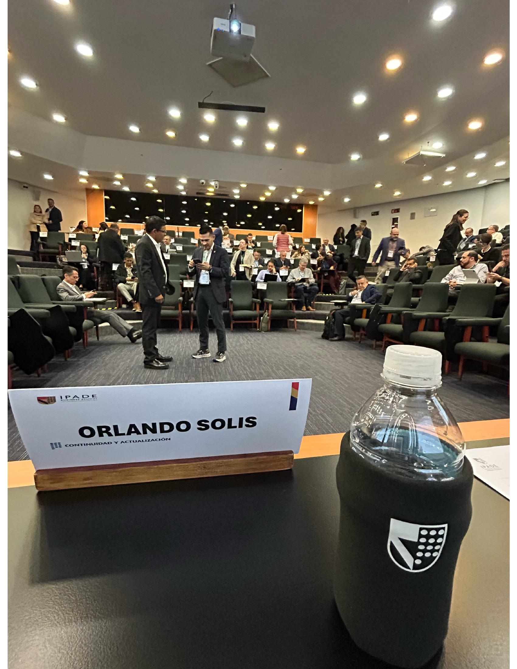 Sesión IPADE con Orlando Solís